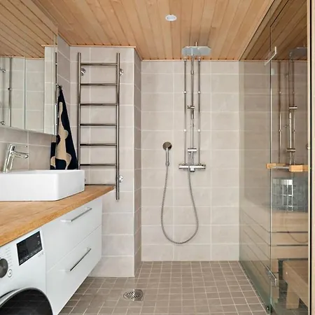 Soukka Seaside, Modern Townhouse With Private Sauna & Bbq Apartmán *
