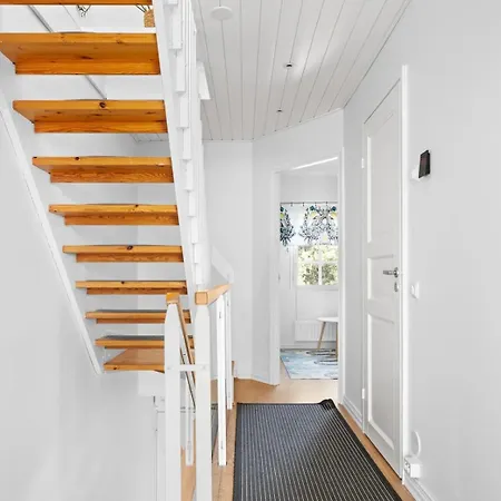 Soukka Seaside, Modern Townhouse With Private Sauna & Bbq