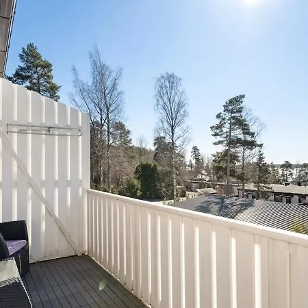 Soukka Seaside, Modern Townhouse With Private Sauna & Bbq Espoo